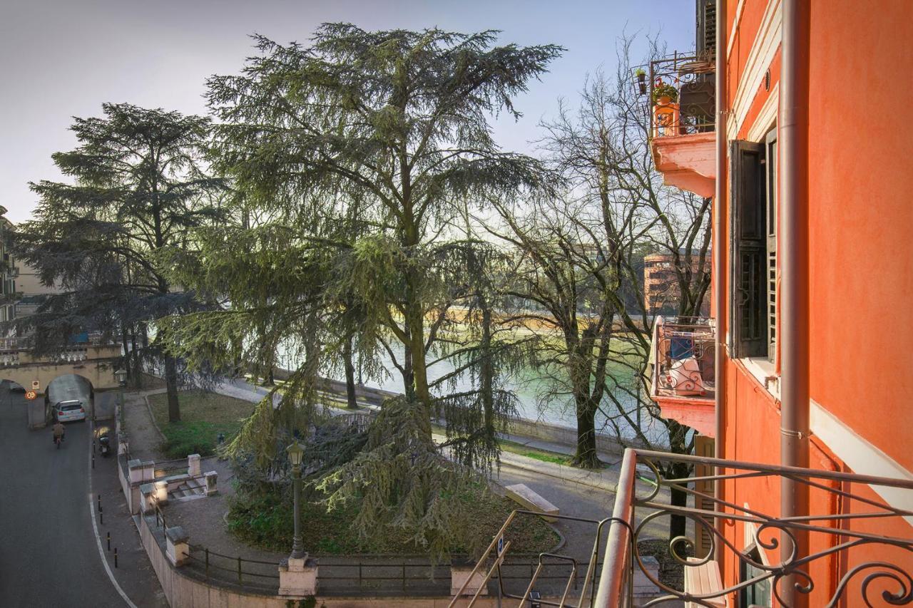 River Balcony Apartment Verona Exterior photo